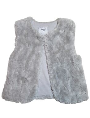 Mayoral Faux Fur Vest in Light Gray Toddler 3t